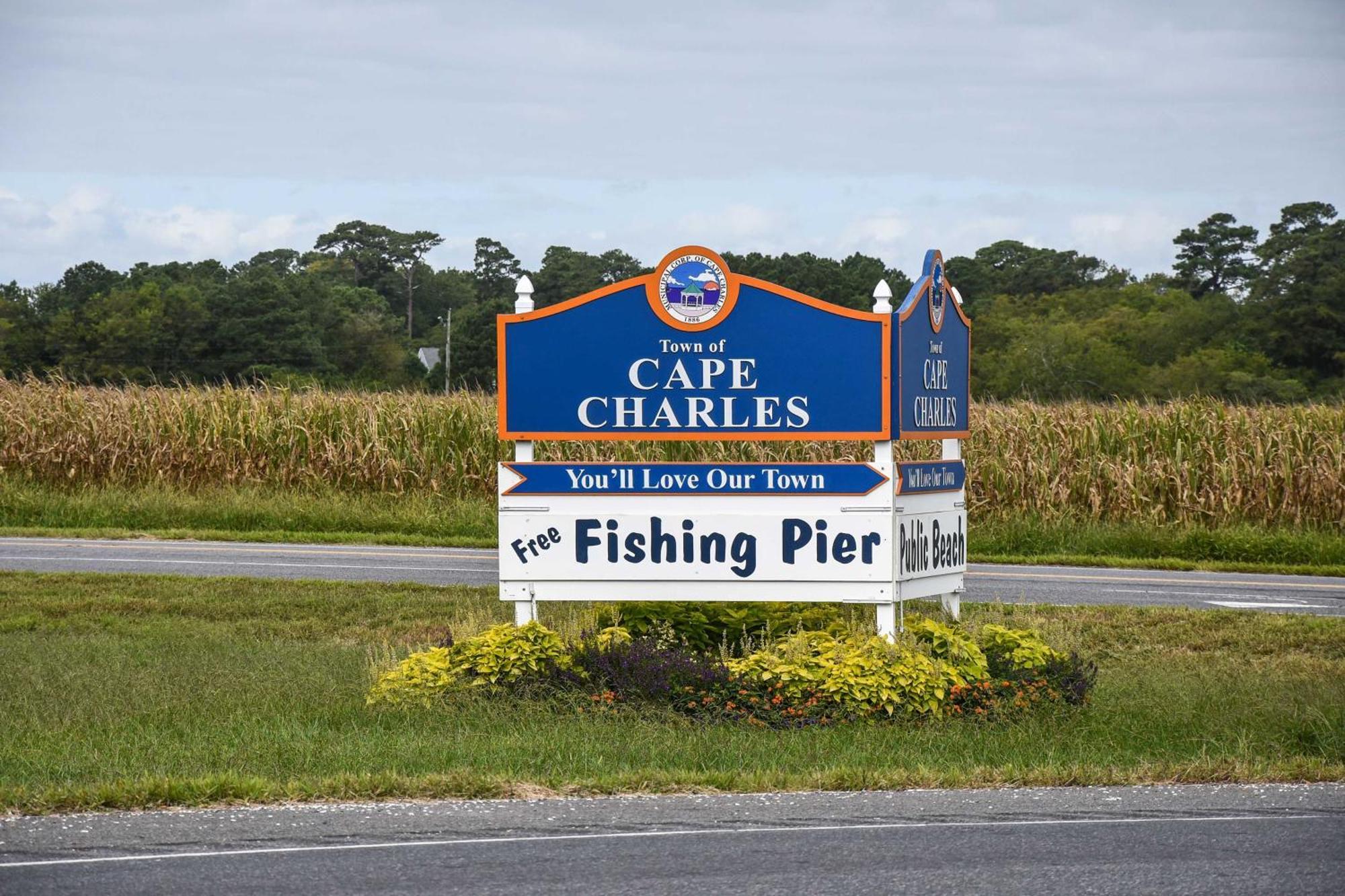 Updated Cape Charles Home About 2 Mi To Beachfront! Экстерьер фото