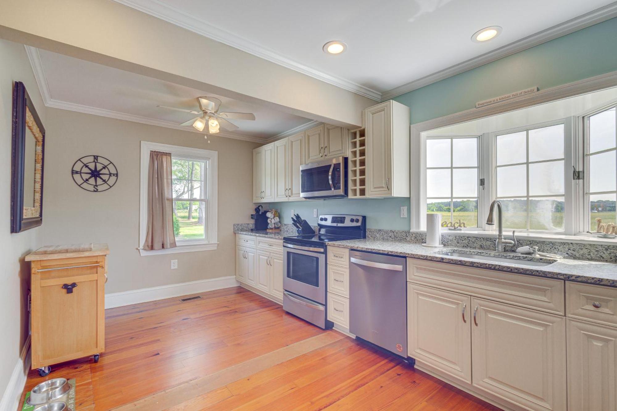Updated Cape Charles Home About 2 Mi To Beachfront! Экстерьер фото