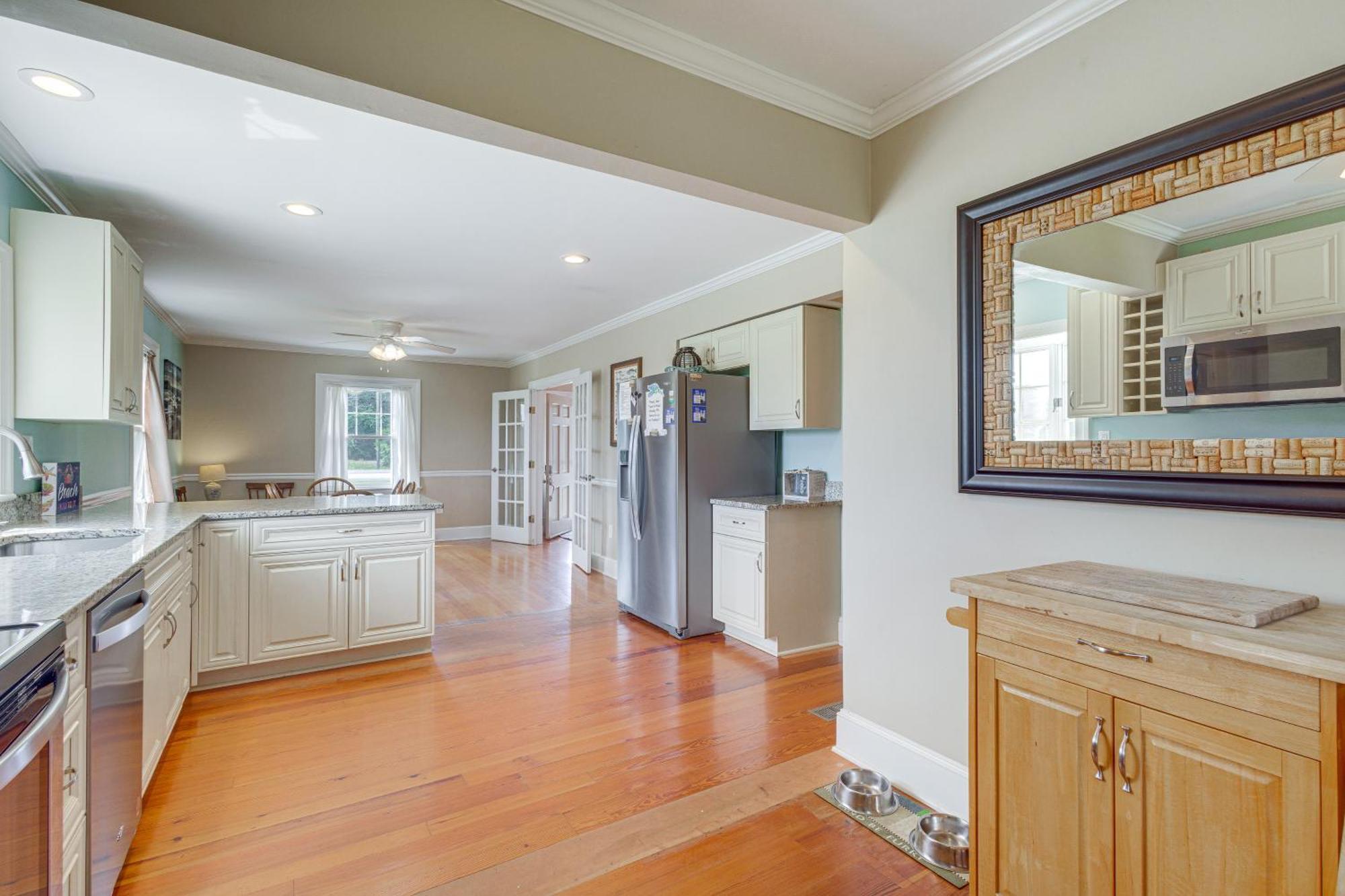 Updated Cape Charles Home About 2 Mi To Beachfront! Экстерьер фото