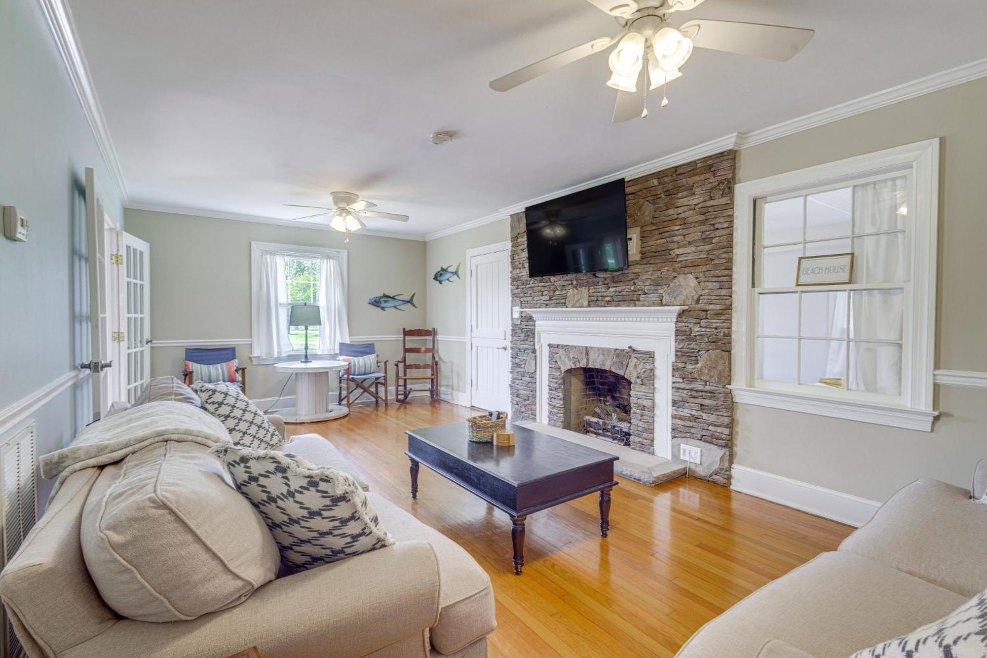 Updated Cape Charles Home About 2 Mi To Beachfront! Экстерьер фото